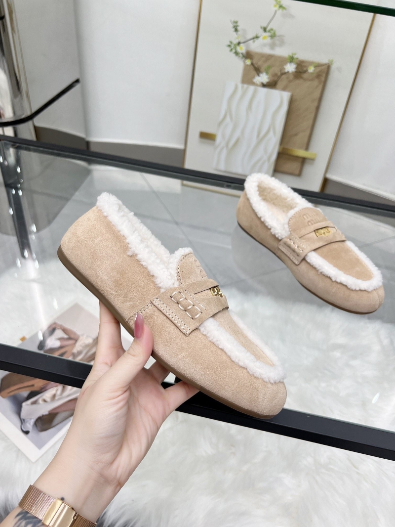 Miu Miu Casual Shoes